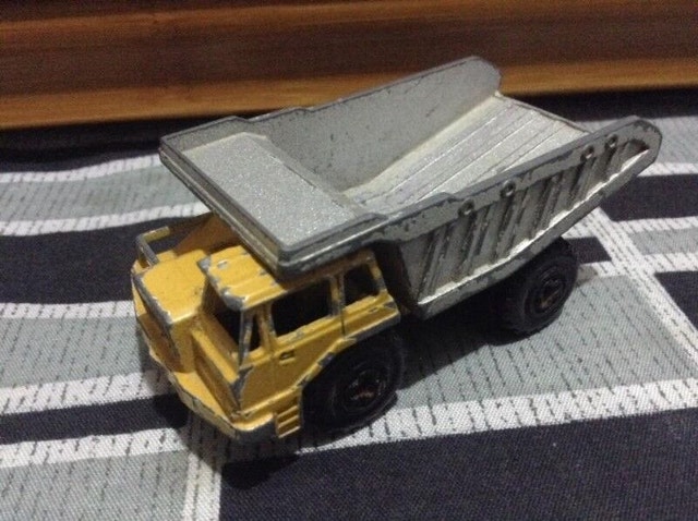 Vintage Majorette diecast Benne Carriere