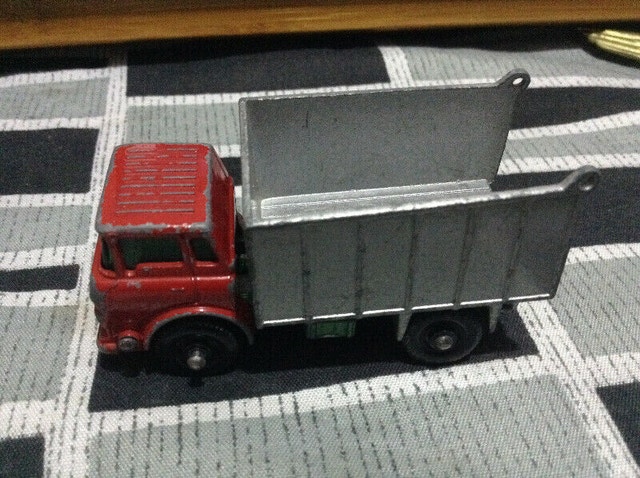 Vintage Matchbox Lesney GMC Tipper Truck - Made in England