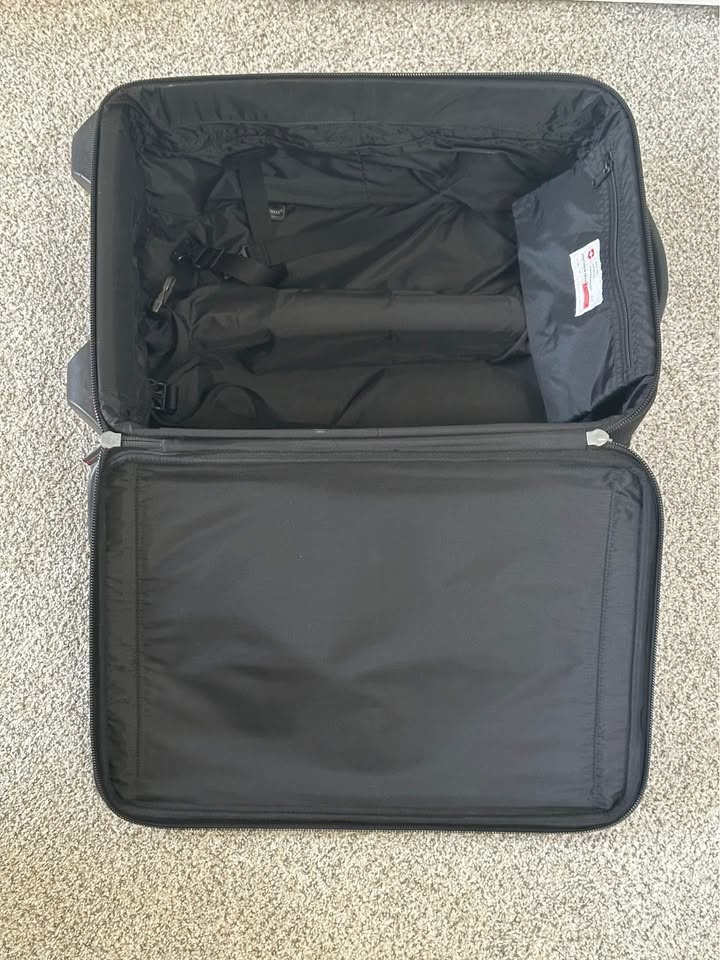VICTORINOX SMALL LUGGAGE TRAVEL BAG - photo 5