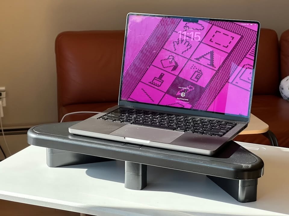 Triangular Monitor/Laptop Stand - photo 5