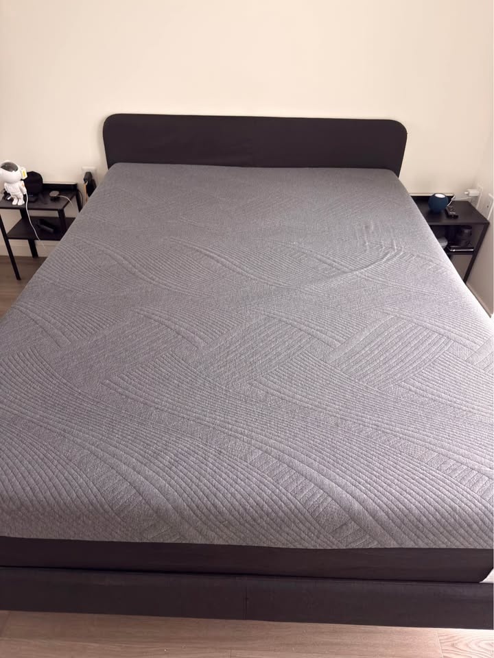 Queen Mattress (Mattress Only) - photo 3
