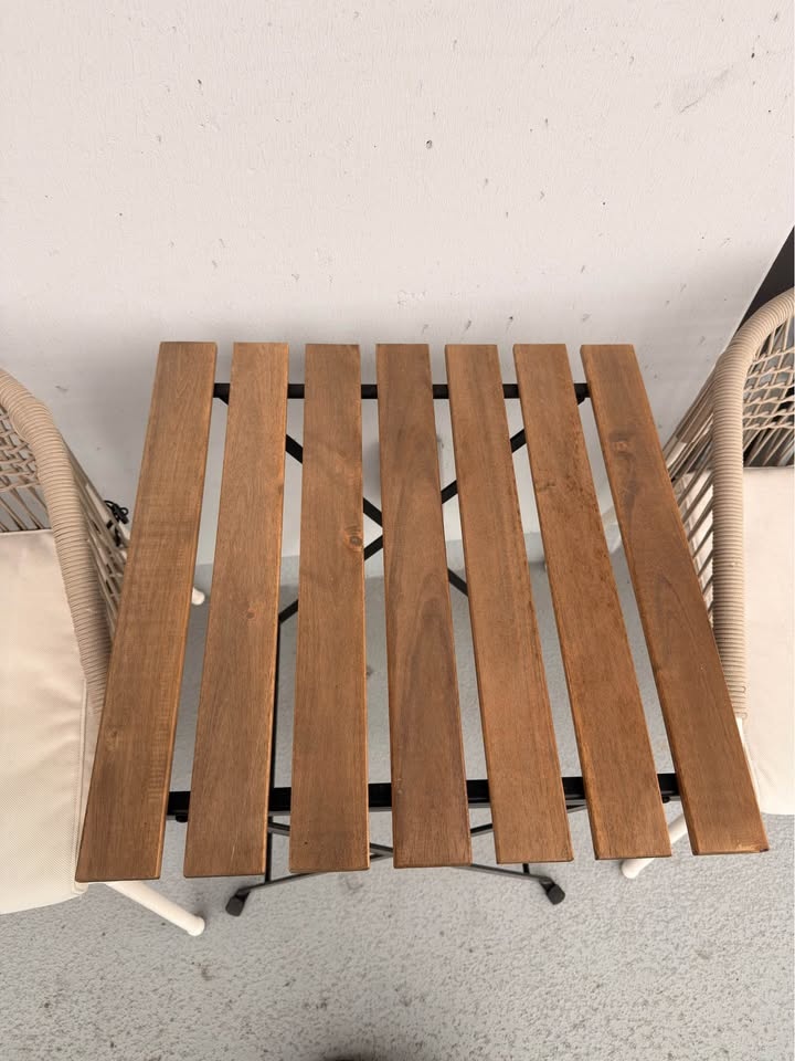 Patio Furniture: 2 Chairs + 1 Table - photo 3