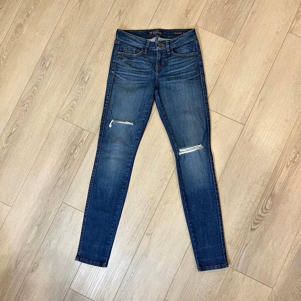 GUESS Britney-Skinny Low-rise Jeans - Size 26