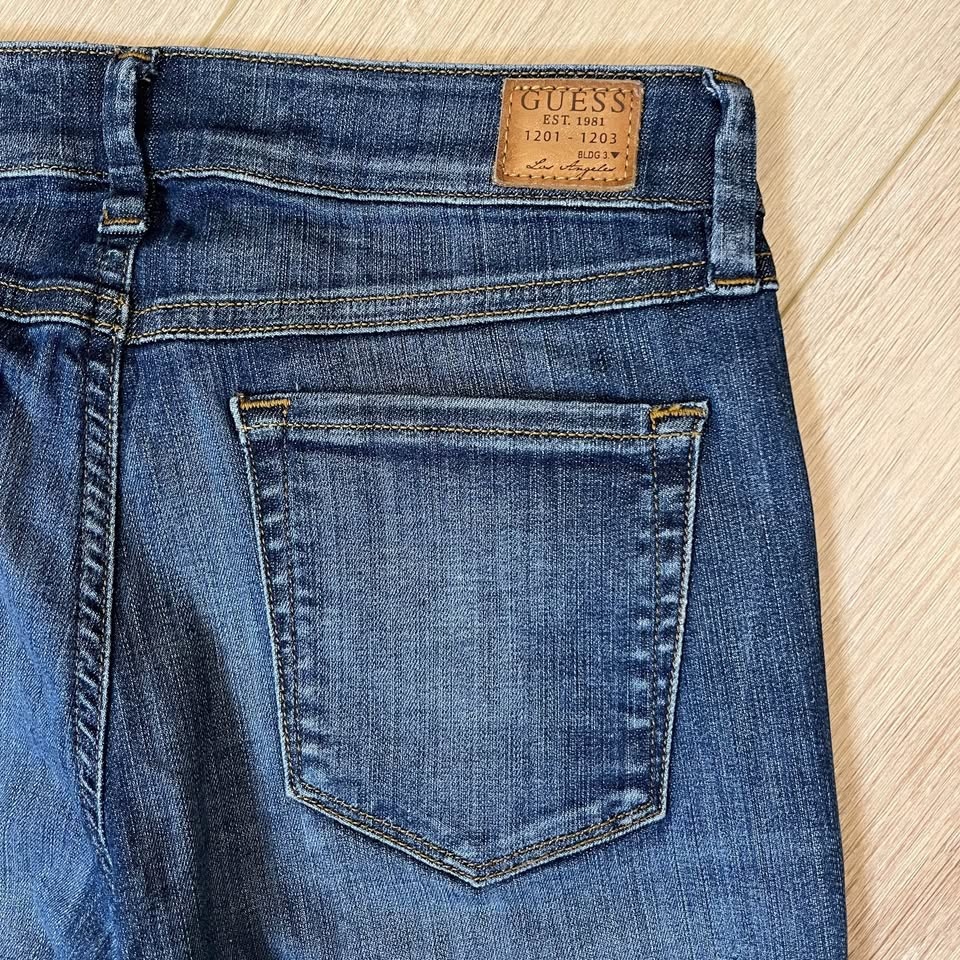 GUESS Britney-Skinny Low-rise Jeans - Size 26 - photo 4