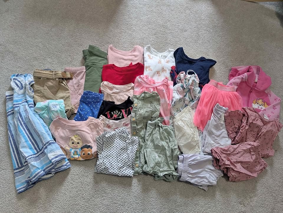Size 24 month/2T Girls Spring/Summer Lot