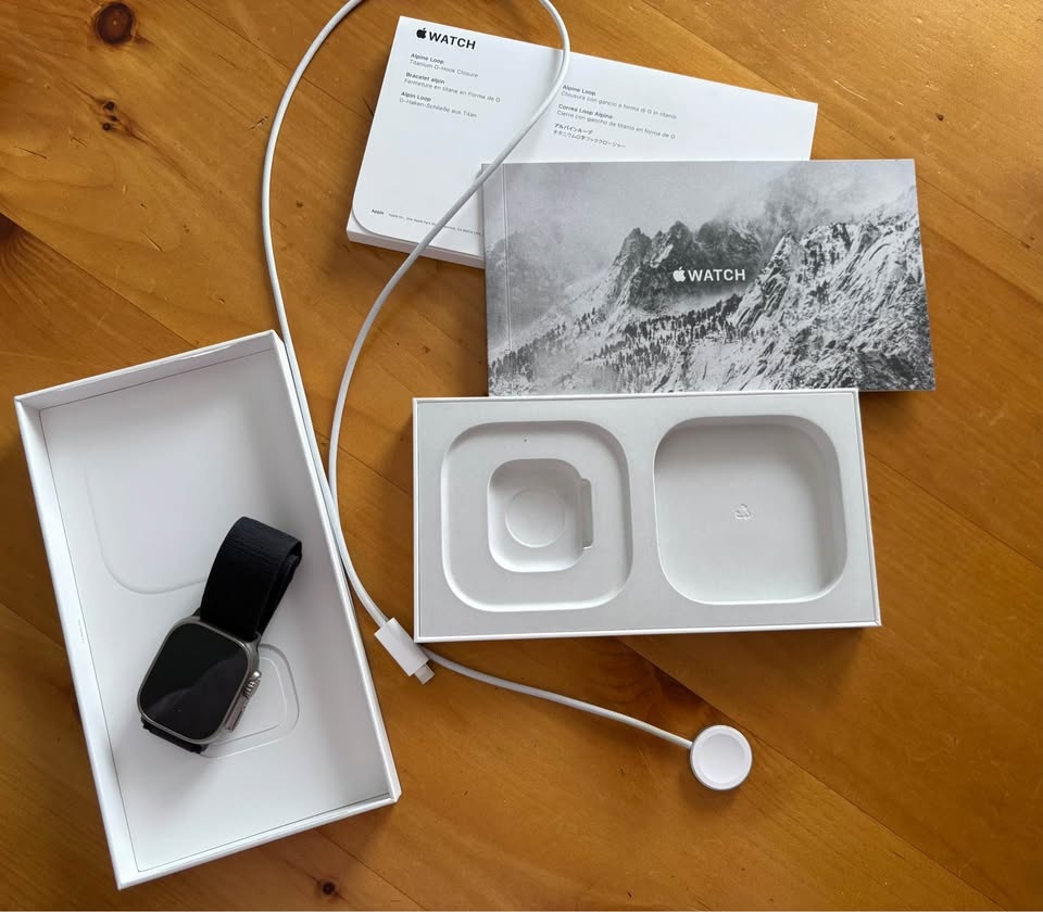 Like new iwatch Ultra 1 - photo 2