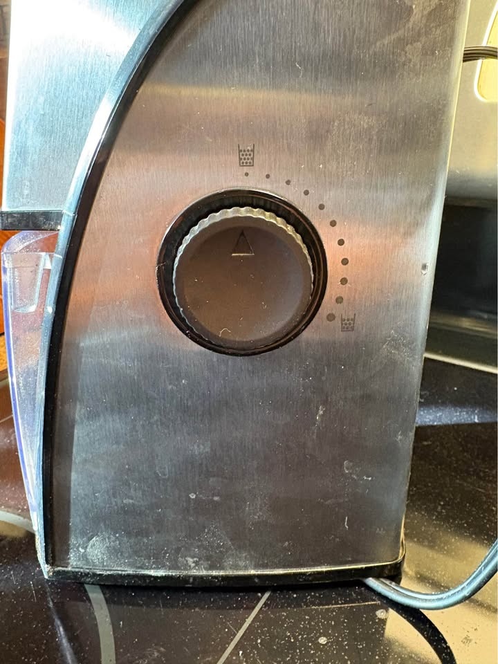 Black & Decker Coffee Bean Grinder - photo 3