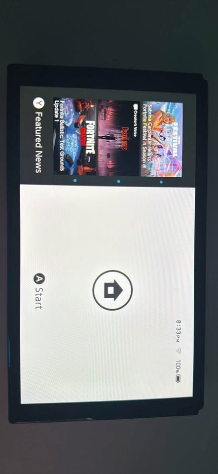 Nintendo Switch OLED Bundle - Like New! - photo 3