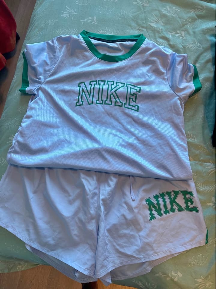 Nike Retro Dri-Fit Set