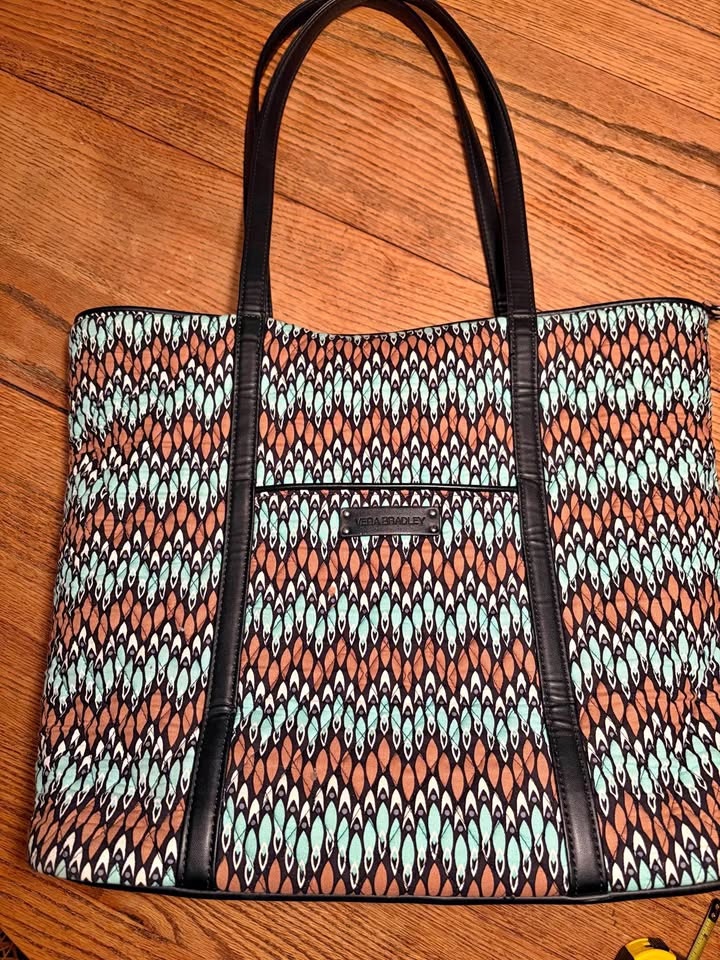Large Spotless Vera Bradley Tote