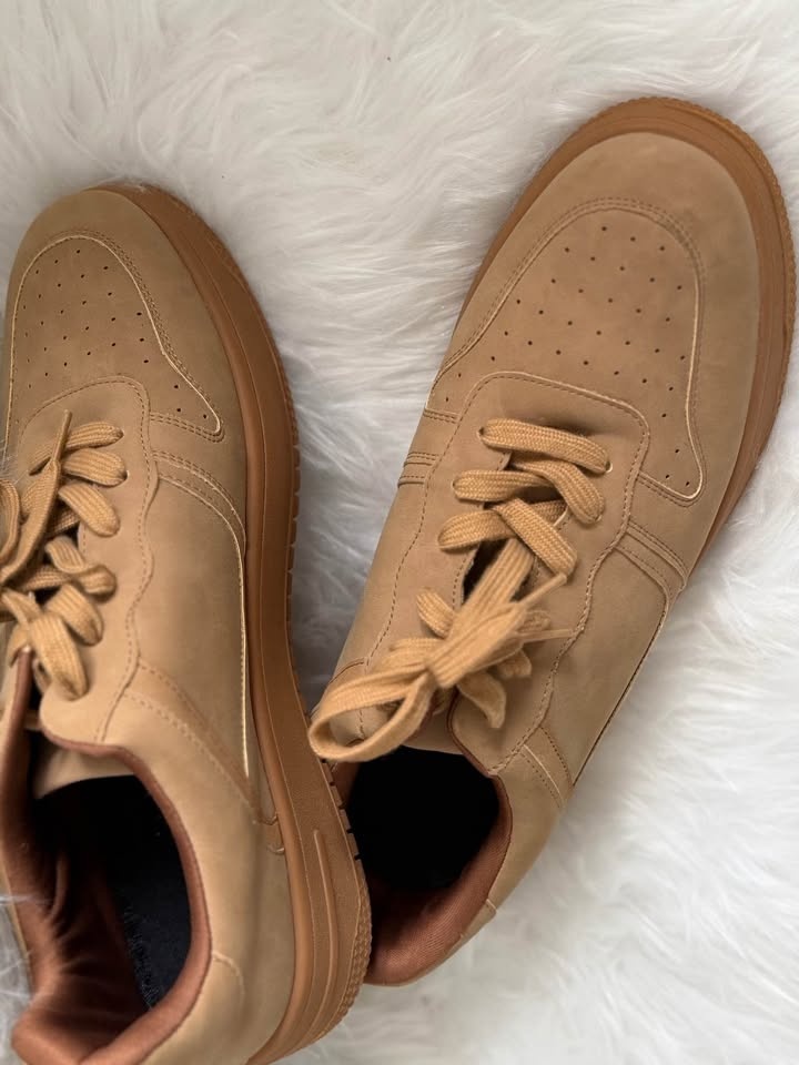 Never Used Men's Shoes - Size 10 - photo 2