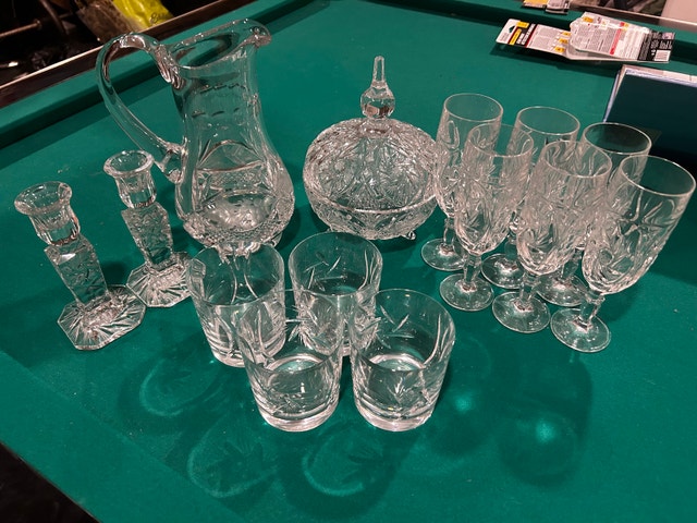 Vintage 24% Lead Crystal Glassware Set - Pinwheel Design