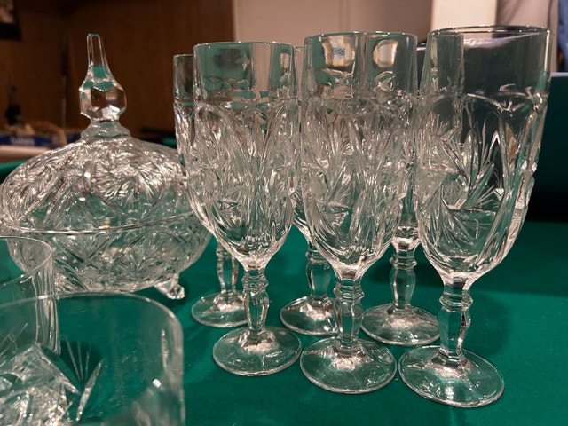 Vintage 24% Lead Crystal Glassware Set - Pinwheel Design - photo 3
