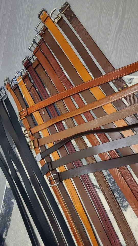 Assorted leather belts (23 belts) - photo 2