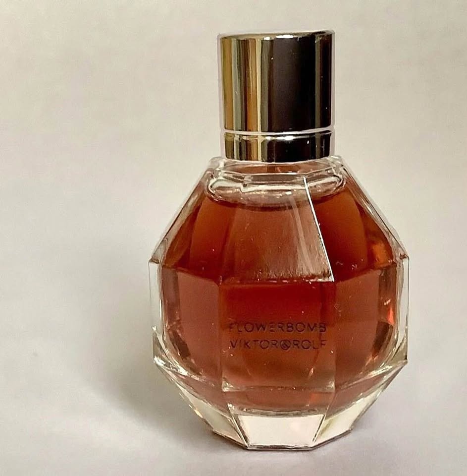 Mini Flowerbomb by Viktor&Rolf
