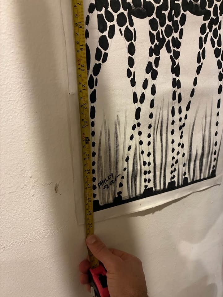 Whimsical Giraffe "Heart" Canvas Wall Hanging - photo 3