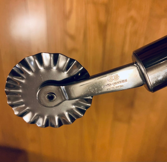 Pastry Wheel -Carlo Giannini - photo 3