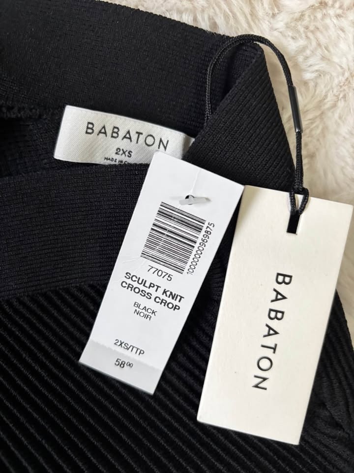 BNWT Babaton Sculpt Knit Cross Top - photo 3