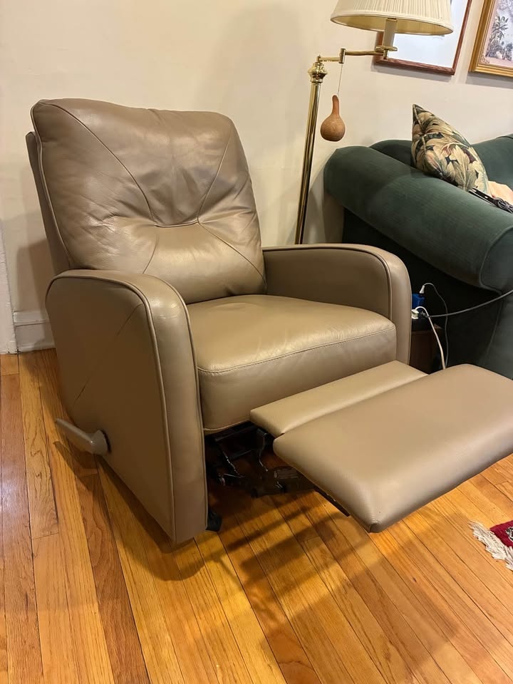 Leather Low Profile Rocker Recliner - photo 2