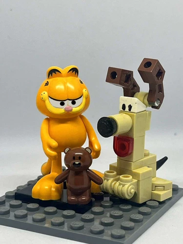 Nickelodeon/Sluban Garfield Building Blocks with Pooky & Ode