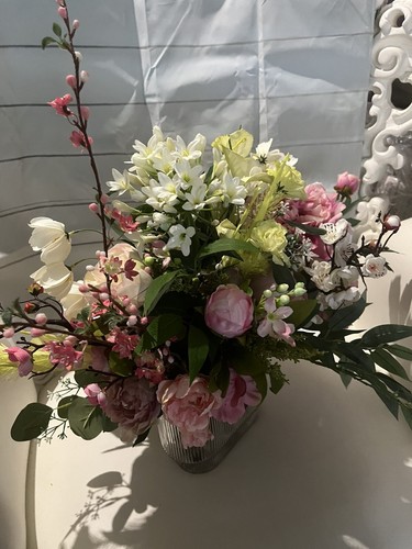 Custom made Lush Luxurious flower arrangements In a Mid century - photo 4