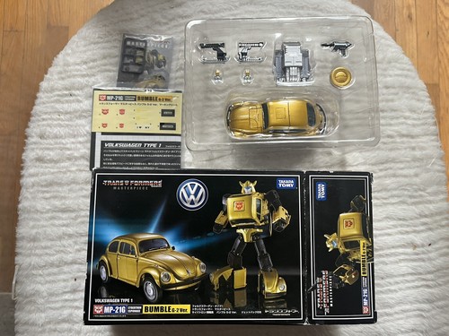 Takara Tomy Transformers MP-21G Gold Bumblebee Masterpiece