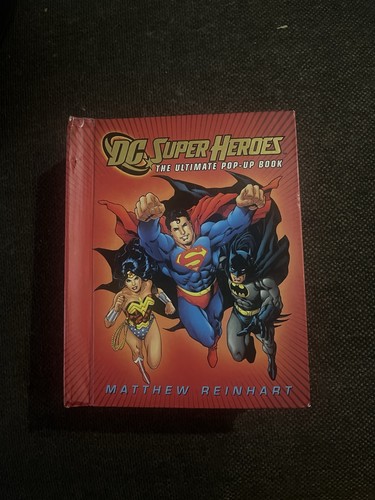 DC Super Heroes Ultimate Pop-Up Book UK 2011