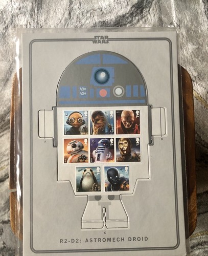 Royal Mail Star Wars R2-D2 Stand-Up Display Stamps Set - photo 3