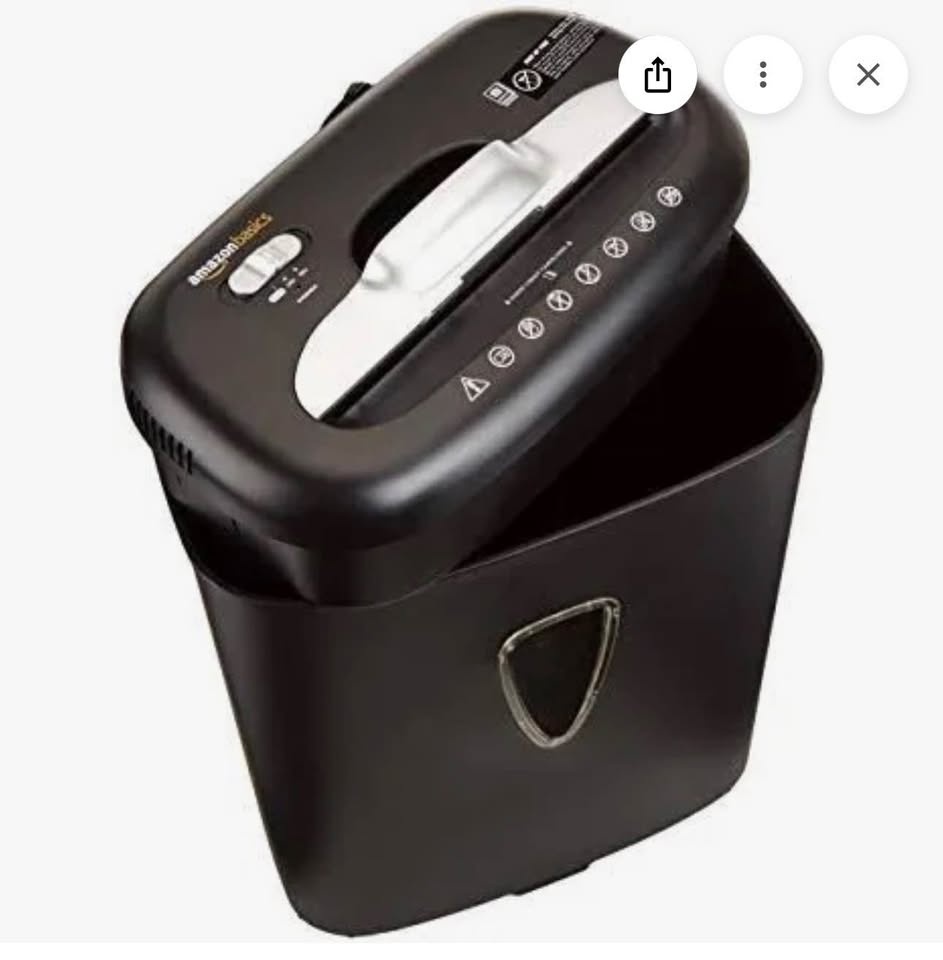 Amazon Basics 8-Sheet Cross-Cut Paper Shredder - photo 3