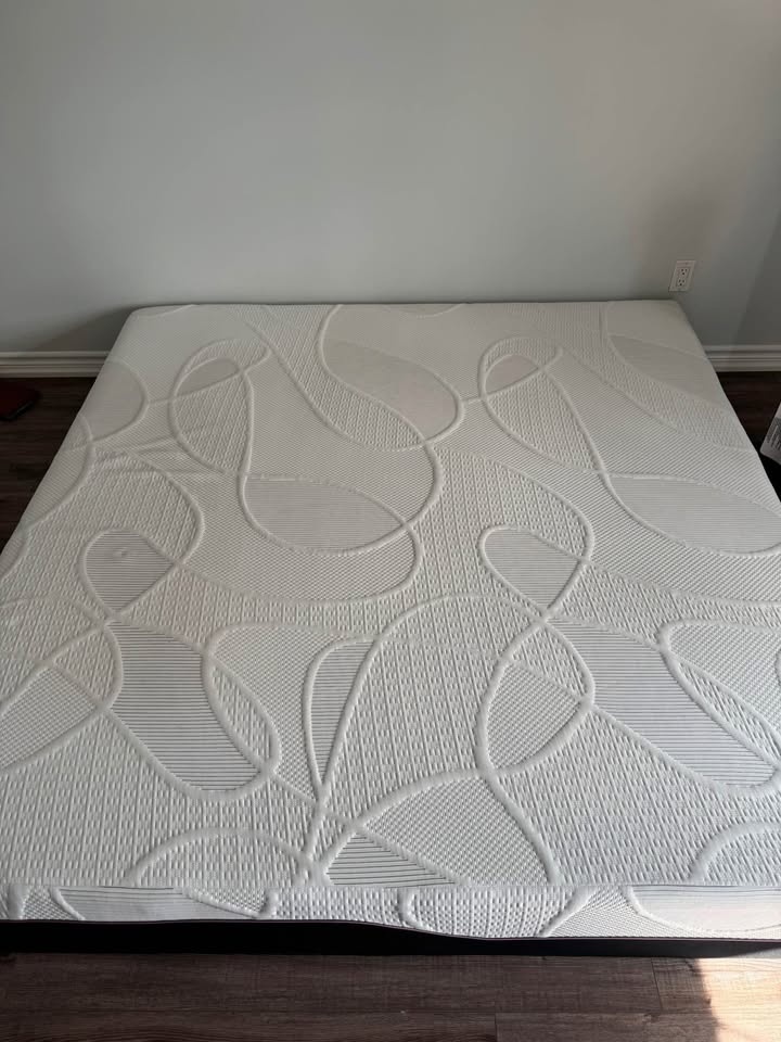 Moving Sale - Brand New Items - Ask for Pricing - photo 4