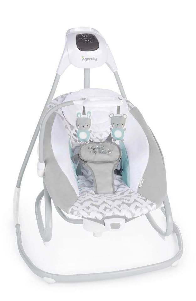 Swing for the babies - like new - photo 2