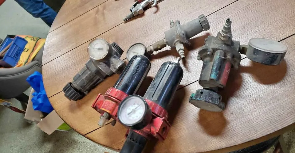 Airline regulators and water separator thumbnail