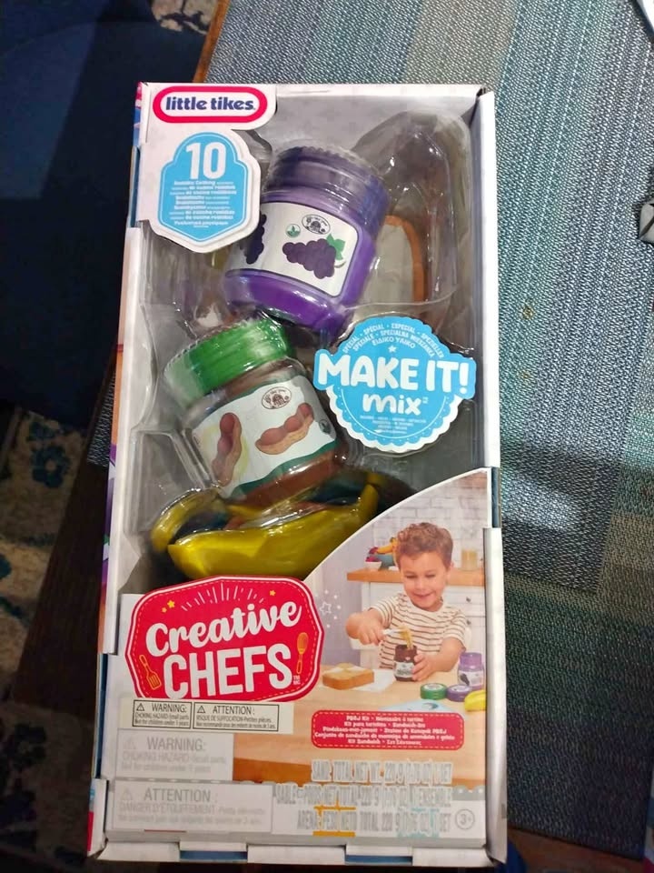 Brand New Little Tikes Creative Chefs PB&J Kit