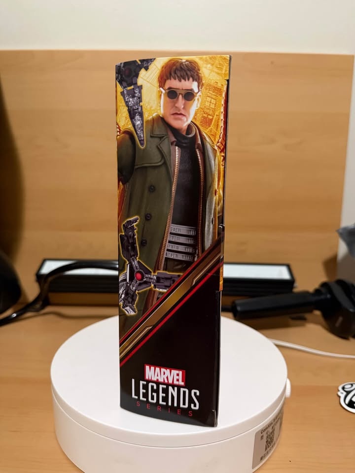 Marvel Legends Doc Ock - photo 2