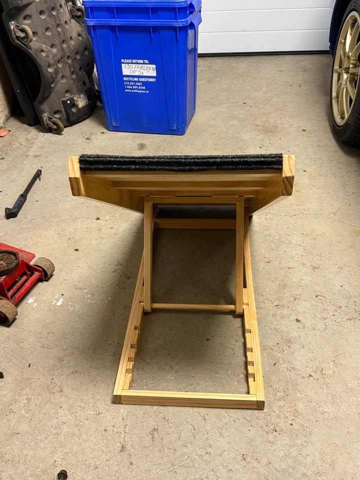 Adjustable Wooden Pet Ramp - photo 3