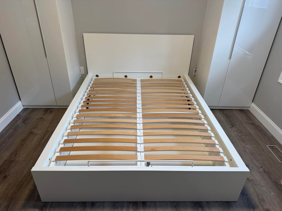 Like New! Queen Hydraulic White Storage Bed Frame — $450 - photo 2