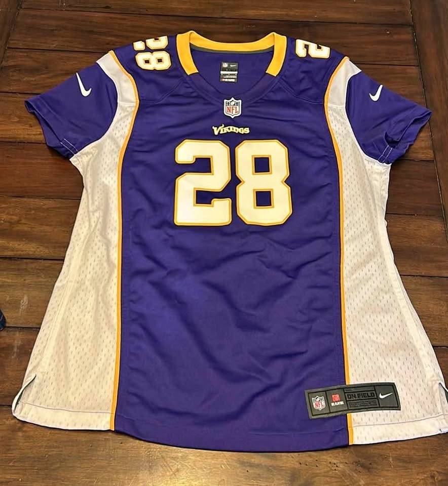 Authentic NFL Nike On-Field Vikings Adrian Peterson Jersey - Wom