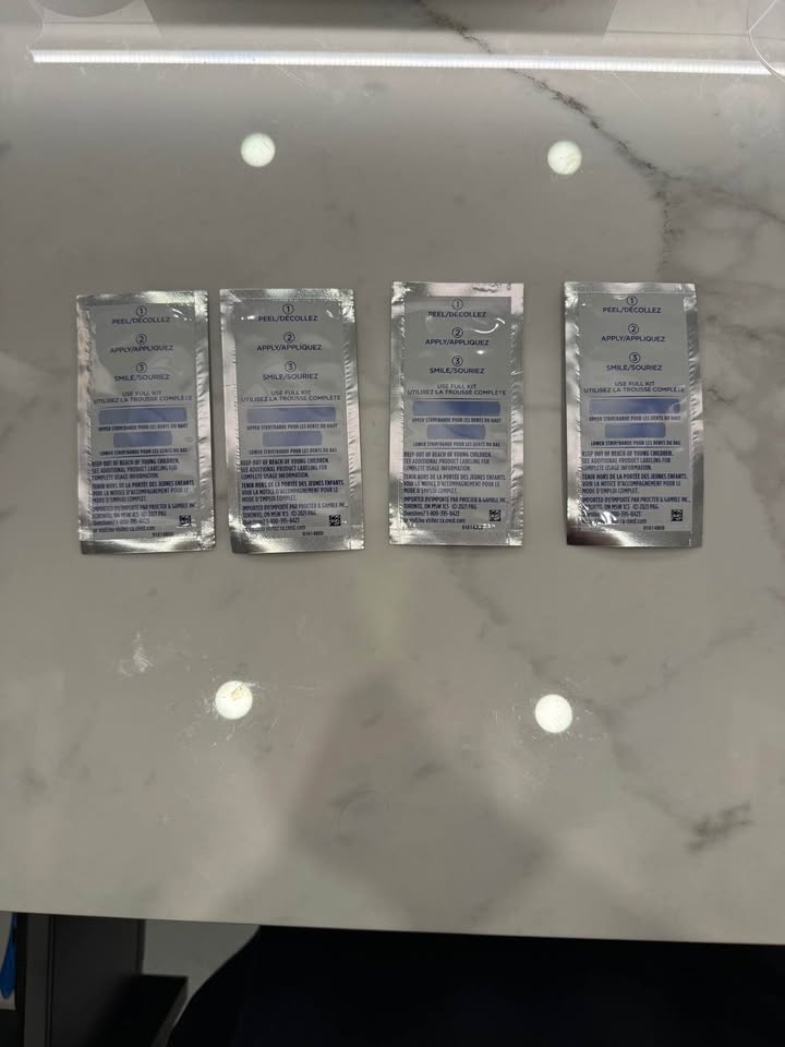 Crest 3D Whitening Strips - photo 2