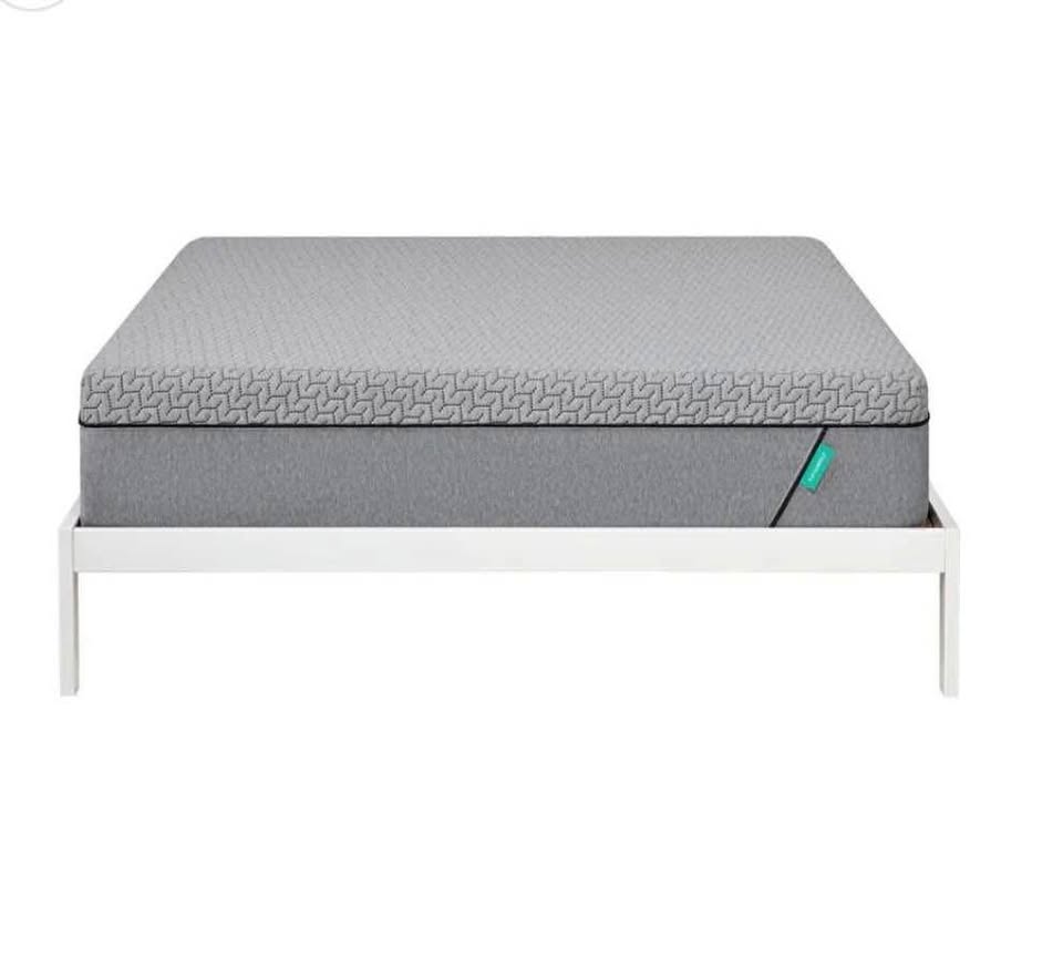 Cooling Queen Mattress - Tuft & Needle Mint