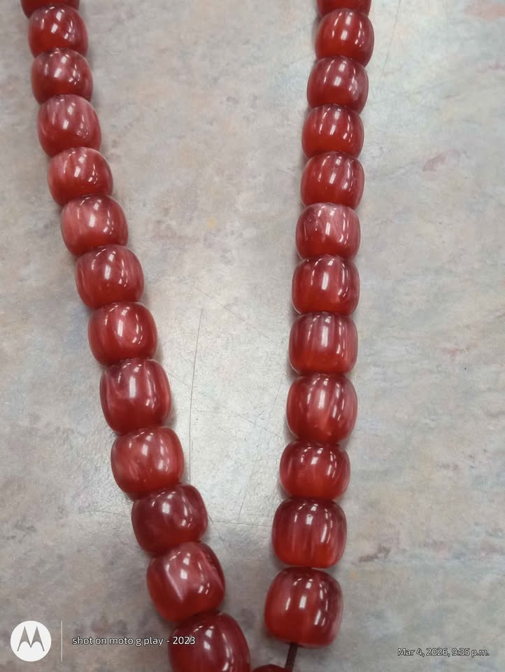 Vintage Moonglow Lucite Beads and Nephrite Jade Pendant Necklace - photo 5