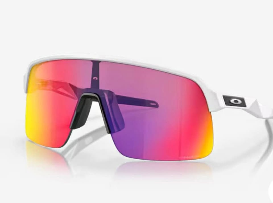 Sunglasses Brand new + hardcase + 2 lens replacement.