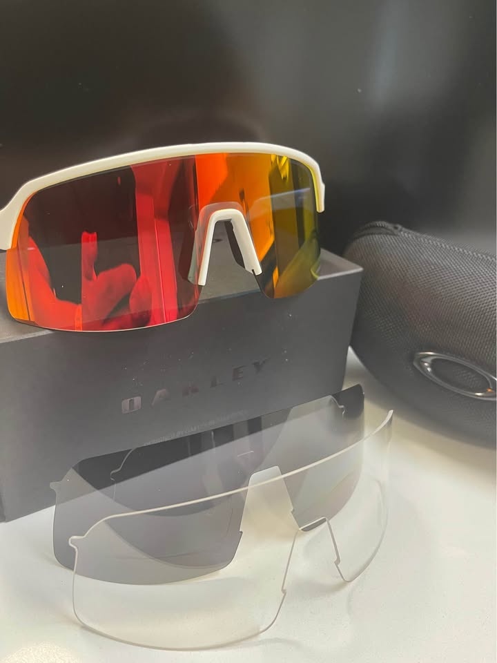 Sunglasses Brand new + hardcase + 2 lens replacement. - photo 2