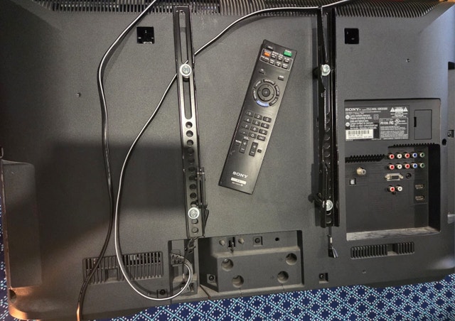 Sony TV - photo 2