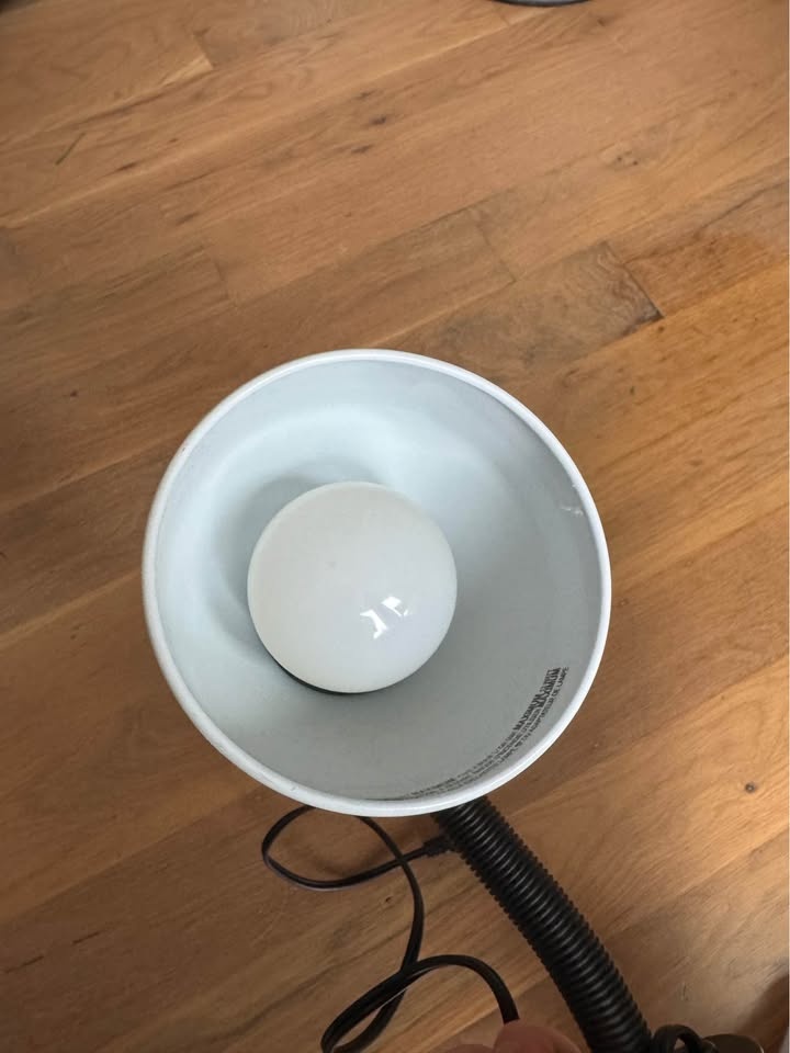 Desk lamp with clamp - photo 2
