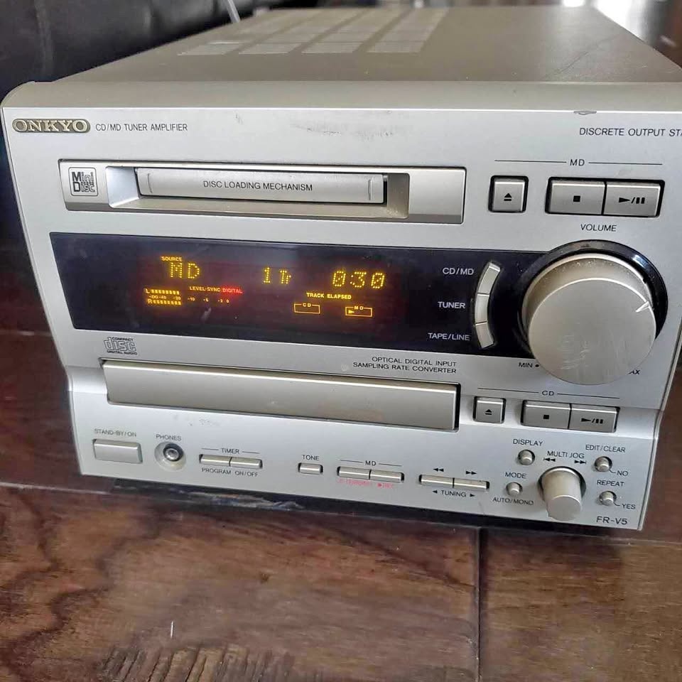 Onkyo FR-V5 MiniDisc Player / Recorder Mini System