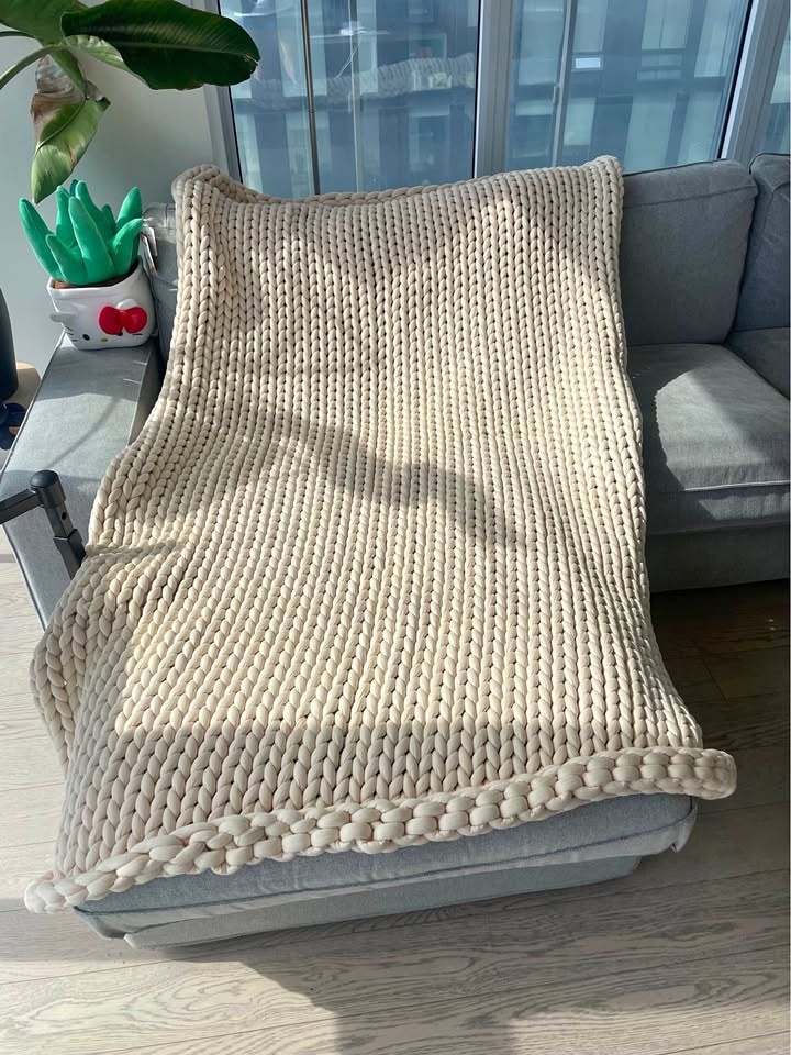 Knit Weighted Throw - 12lbs
