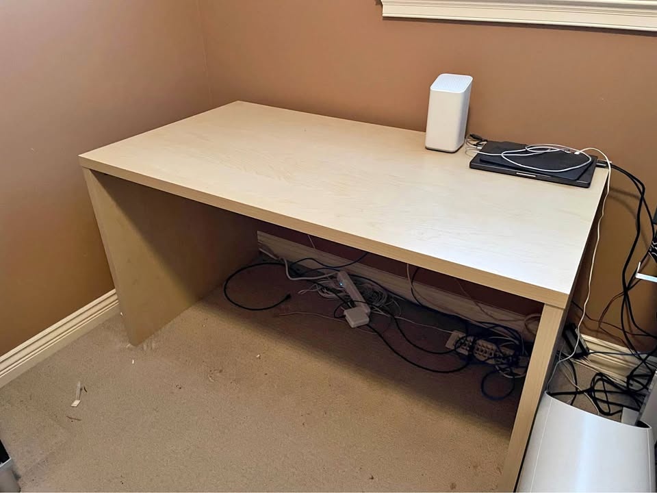Office table