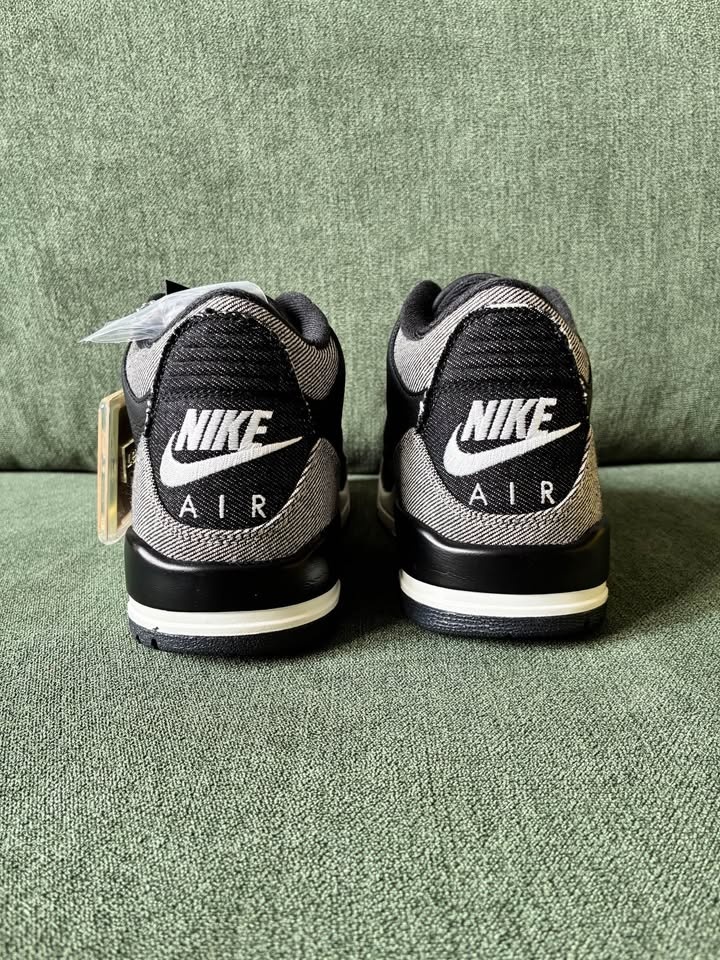 Levi’s x Air Jordan 3 Denim Black - photo 5