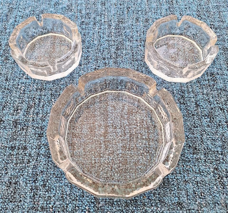 Glass Ash Tray Set