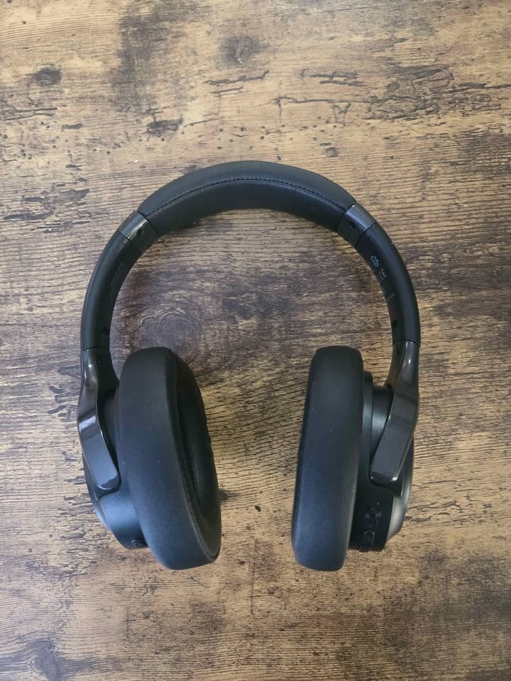 Over Ear Bluetooth Wireless Headphones